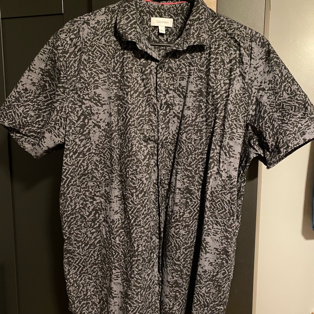 Calvin Klein Me Button Up